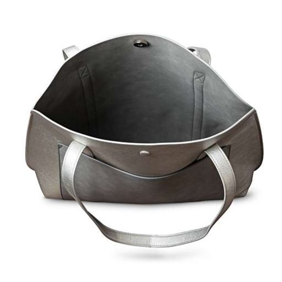 Oliver Bonas Carla Contrast Pocket Tote Bag - Picture 3 of 6